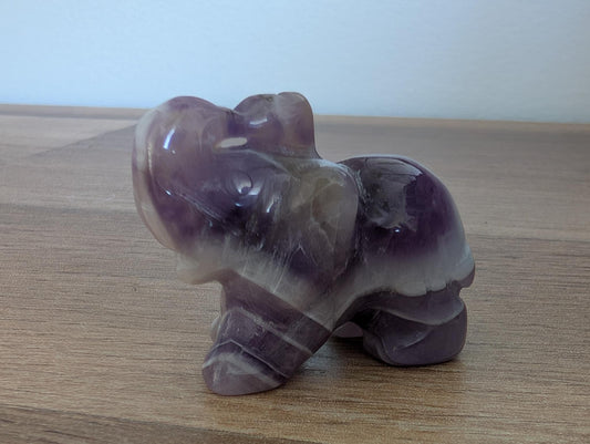 Eléphant en améthyste 40mm