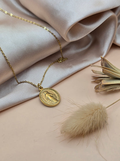 Collier vierge marie