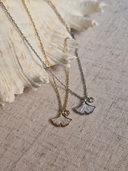 Collier Feuille de Ginkgo – Acier inoxydable