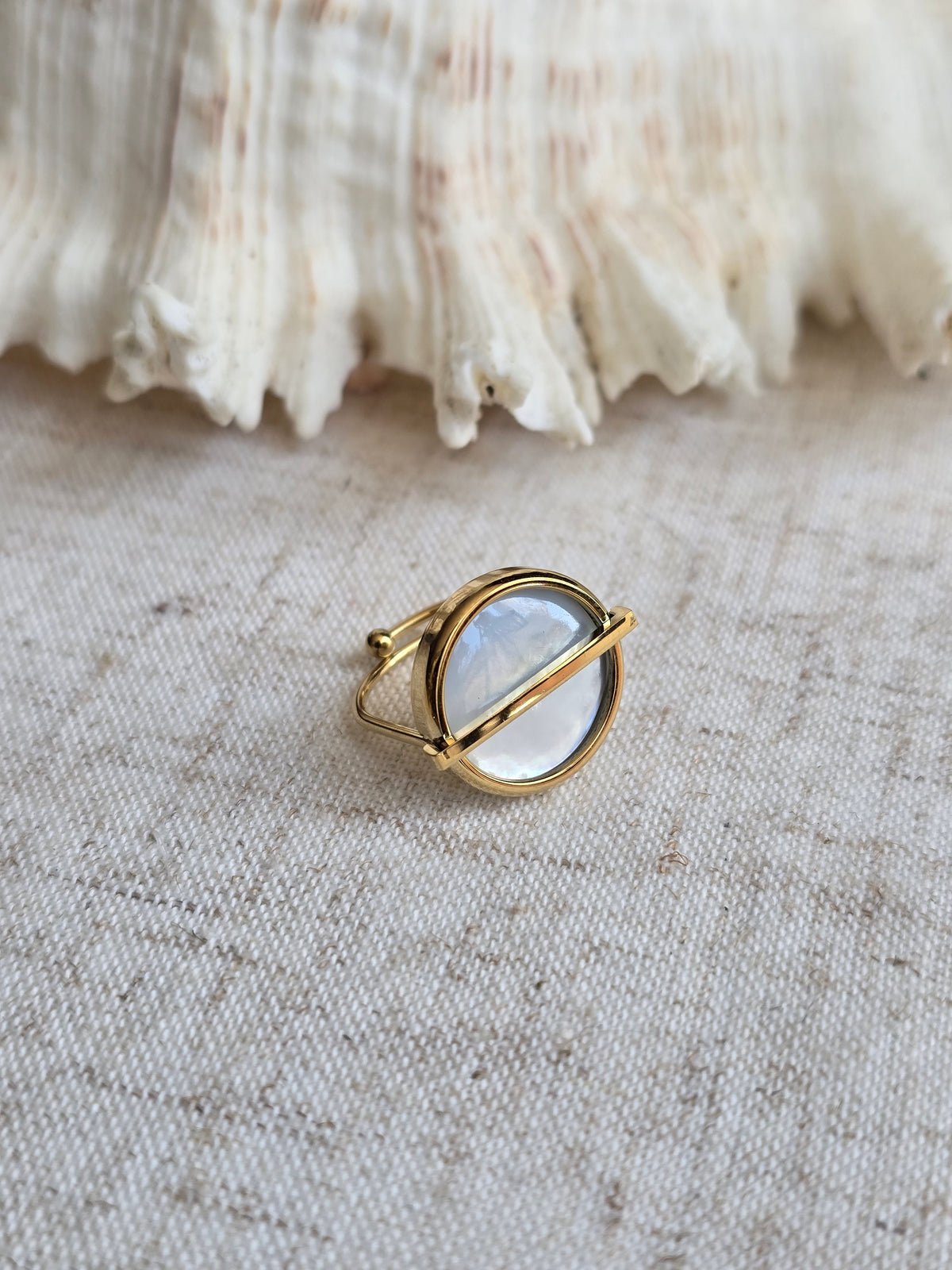 Bague pierres dorée