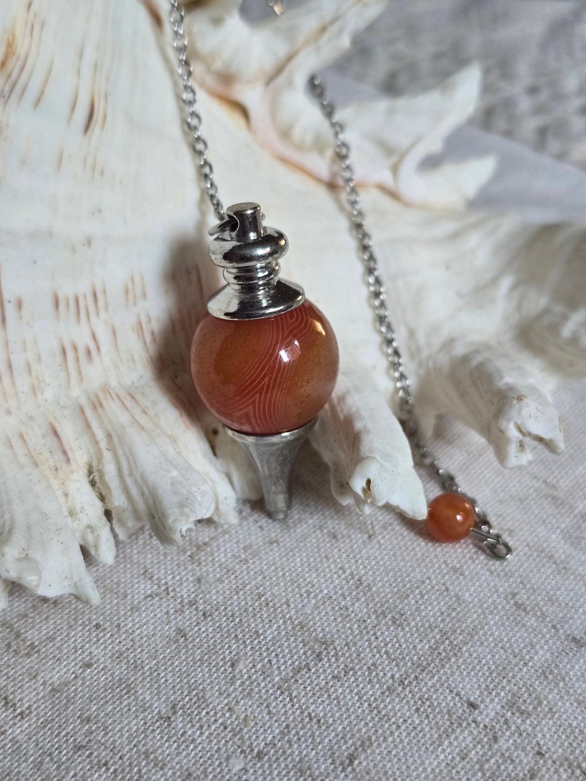 Pendule divinatoire