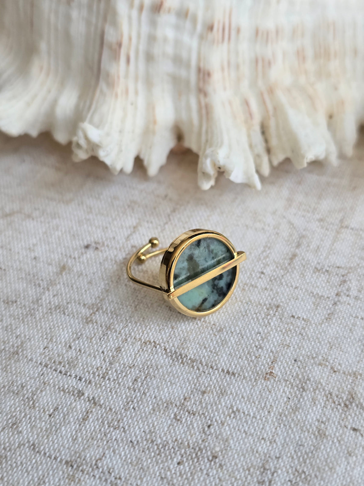 Bague pierres dorée