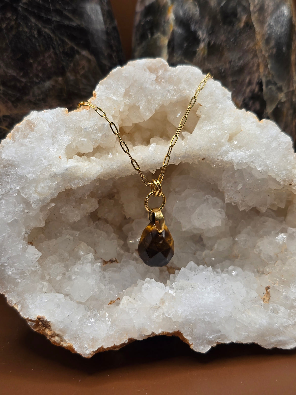 Collier pierre en goutte Œil de Tigre – Acier inoxydable