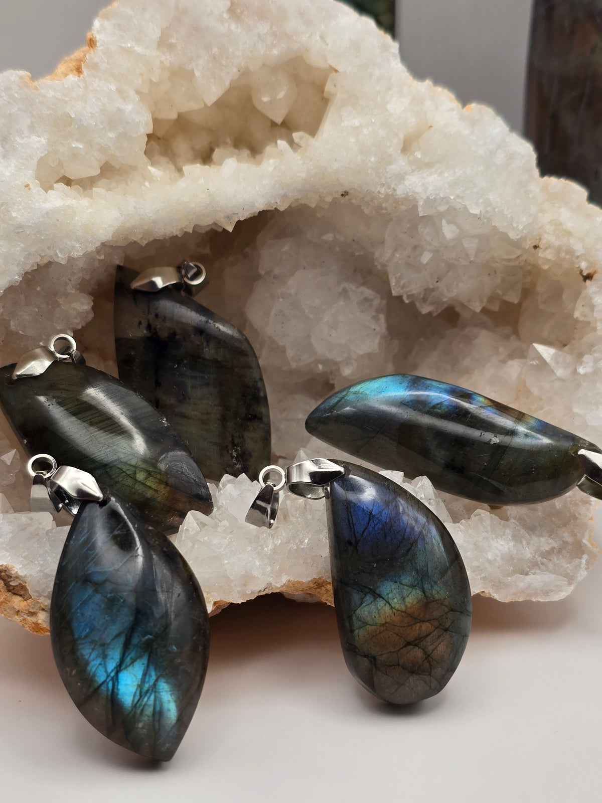 Pendentif labradorite sur chaine