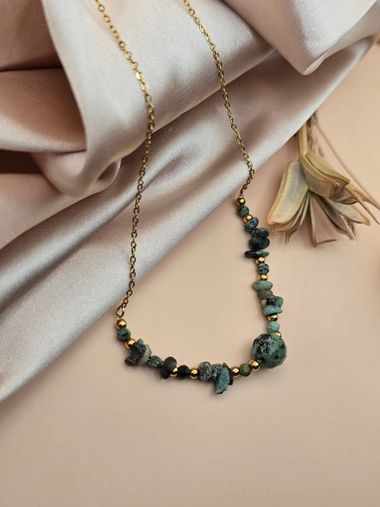 Collier Turquoise africaine – Chaîne fine & pierres naturelles