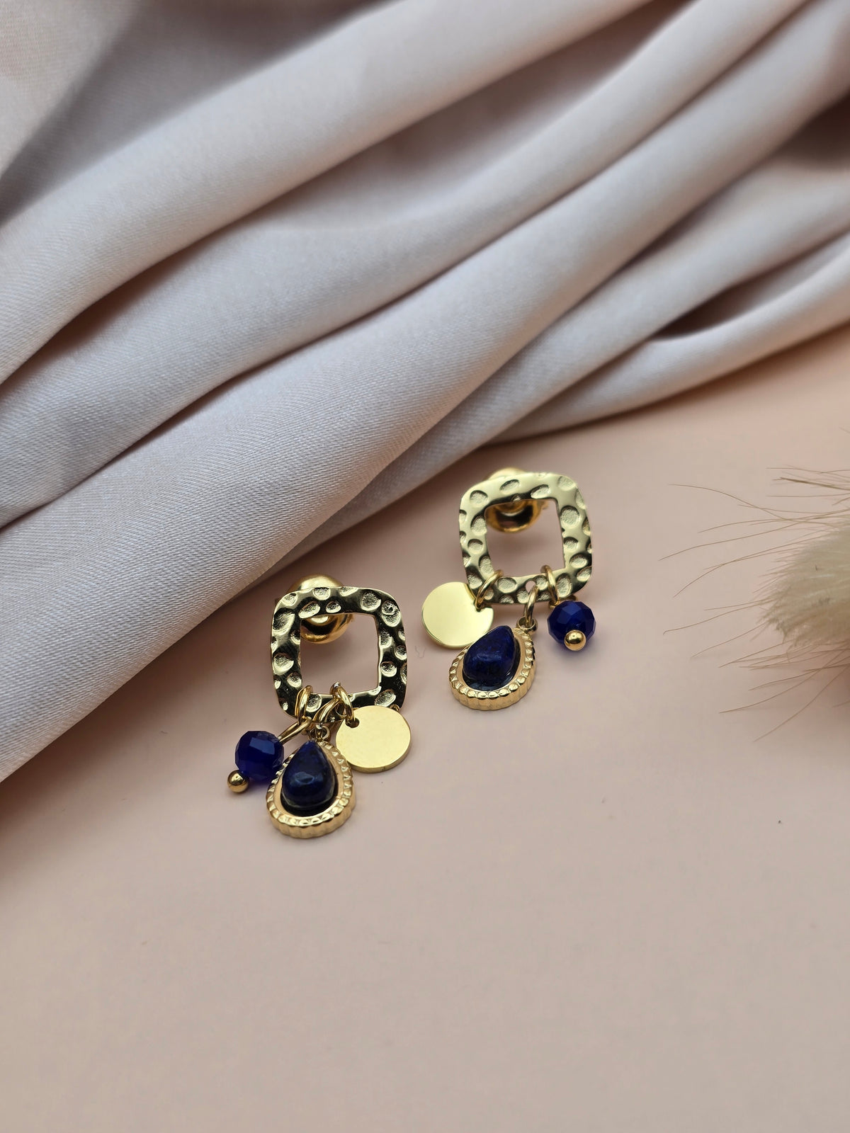 Boucles d’oreilles & pierre naturelle – Éclat d’âme