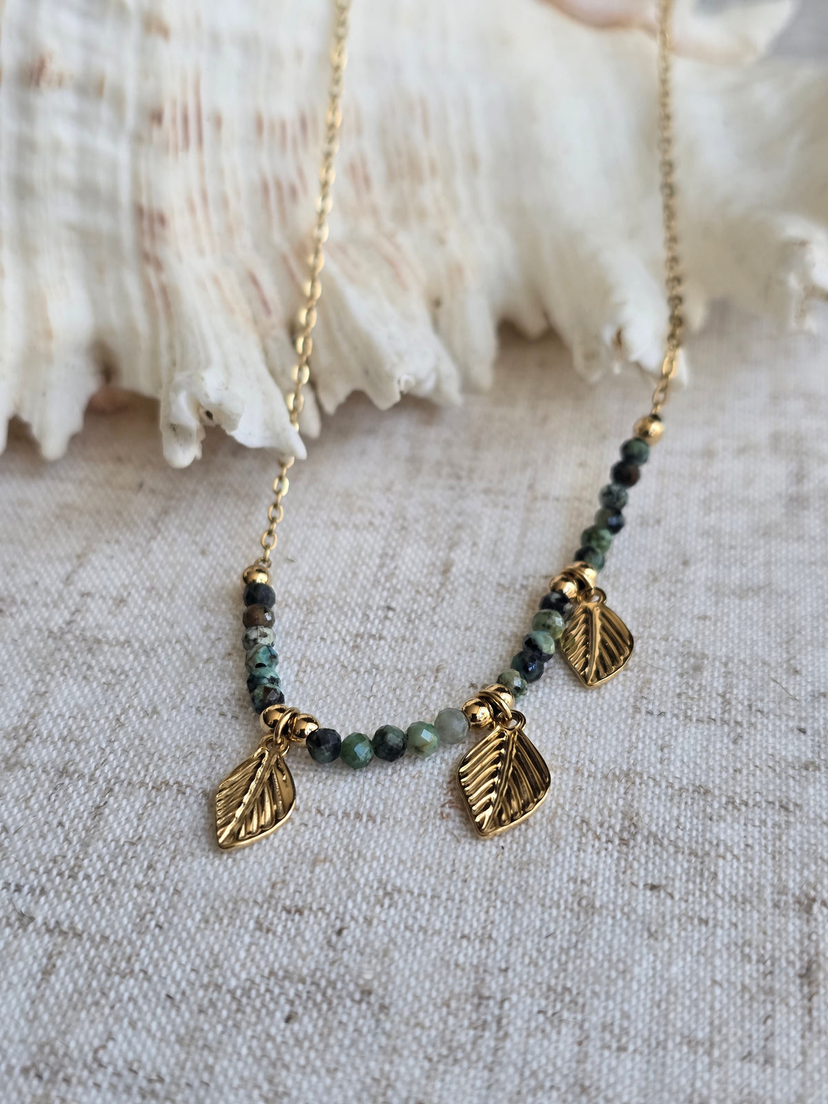 Collier pluma