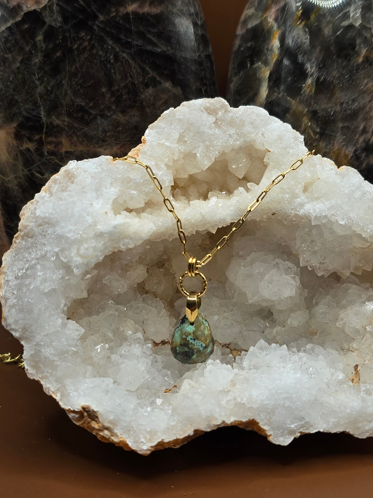 Collier pierre en goutte Turquoise Africaine – Acier inoxydable